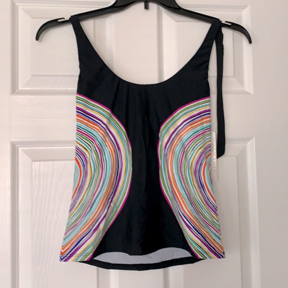 NWT Tankini top. Ties around the neck